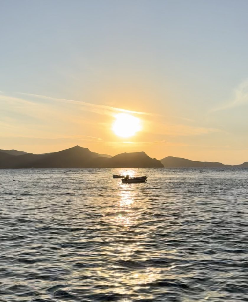 Exploring Milos, the Perfect Greek Getaway