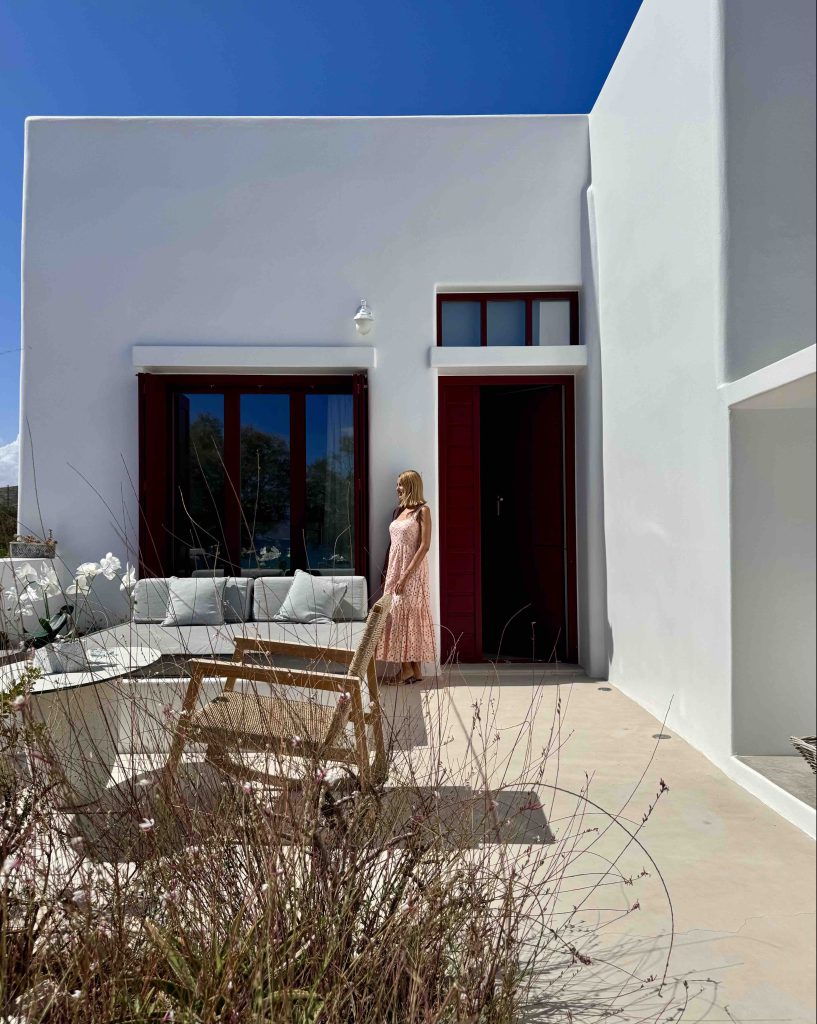 Exploring Milos, the Perfect Greek Getaway