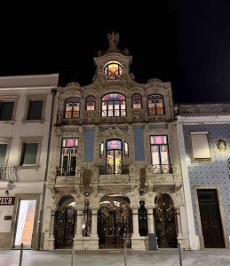 Explore Aveiro in Portugal: 10 Unforgettable Bucket List Experiences