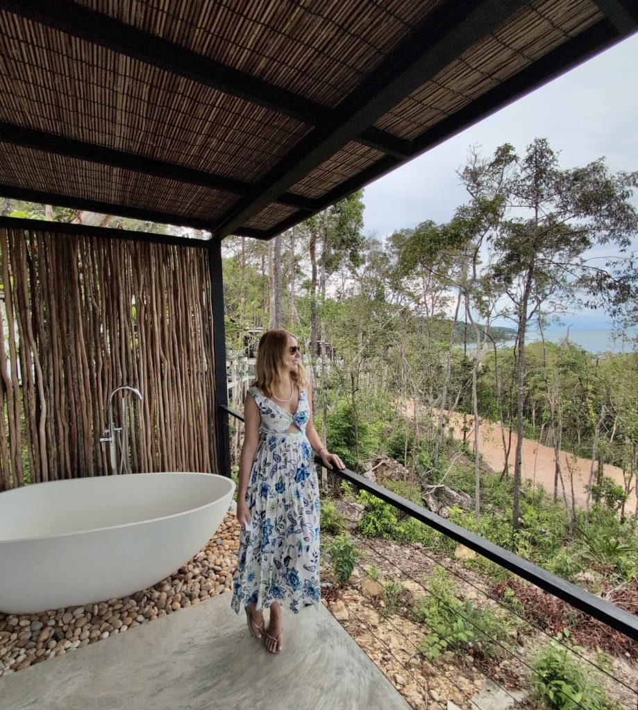 Cambodia Bucket List: Explore Phnom Penh, Angkor Temples & Koh Rong Sanloem
