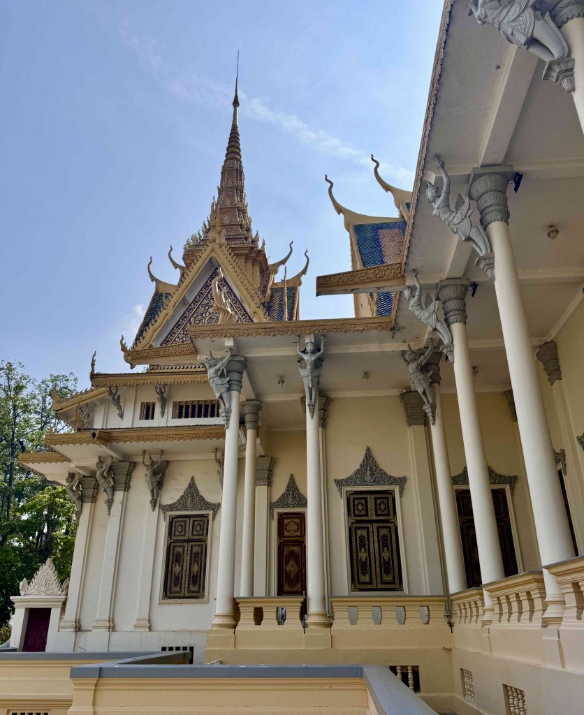 Cambodia Bucket List: Explore Phnom Penh, Angkor Temples & Koh Rong Sanloem