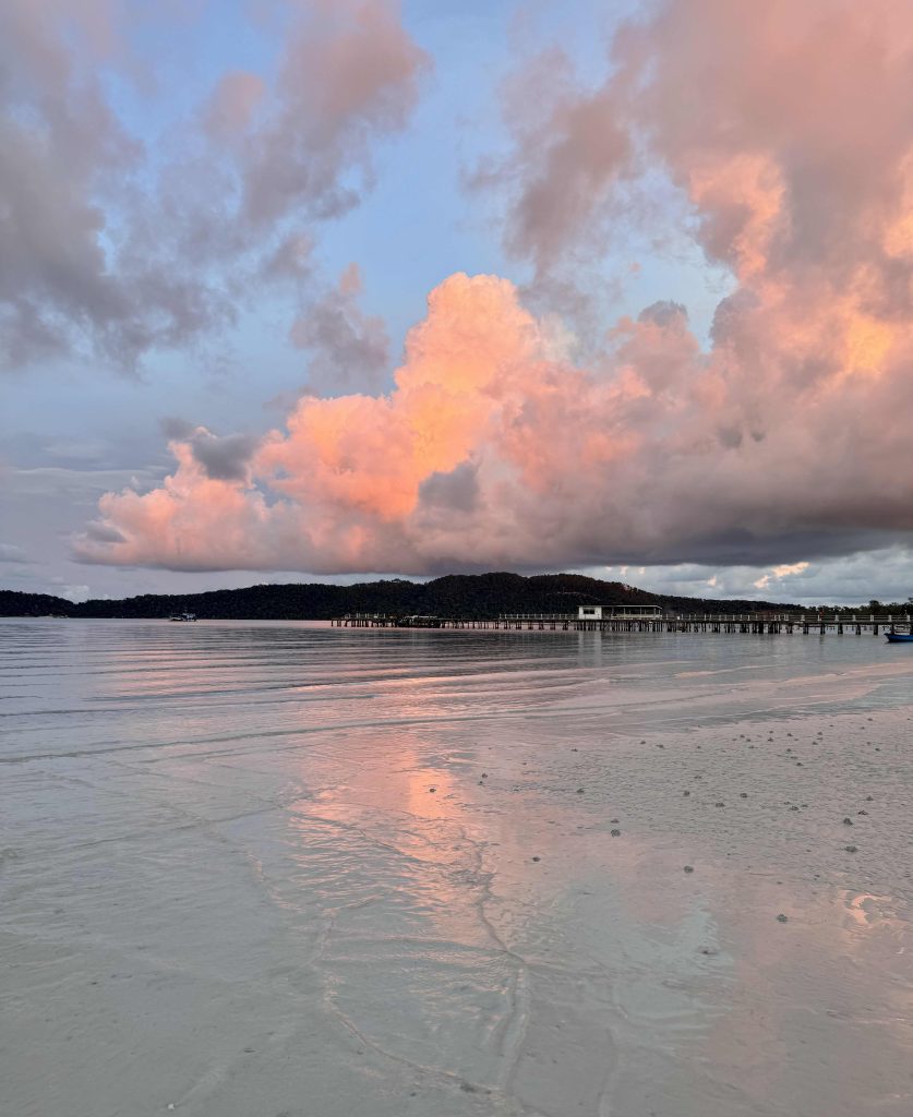 Cambodia Bucket List: Explore Phnom Penh, Angkor Temples & Koh Rong Sanloem