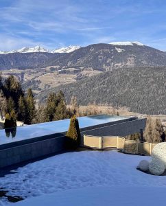 Dolomites in Winter: 6 Unforgettable Bucket List Experiences